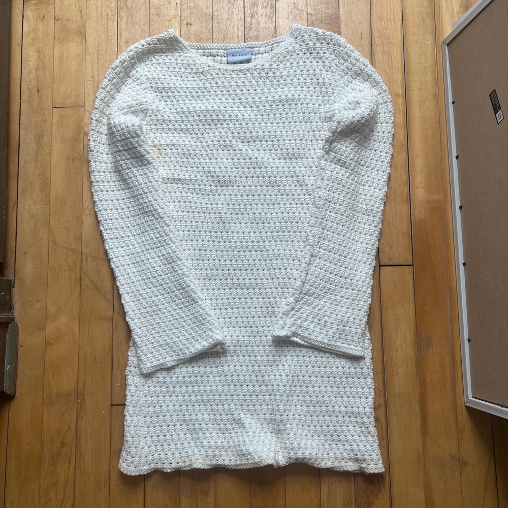 Elegant White Knit Sweater